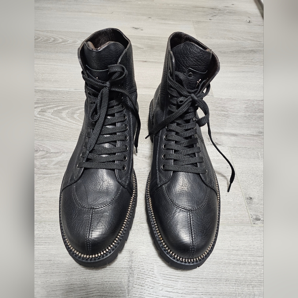 Brand New authentic Cesare Paciotti 9